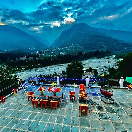 Hotel Hollywood Manali - Scenic River & Mountain View With Premium Rooms ภายนอก รูปภาพ