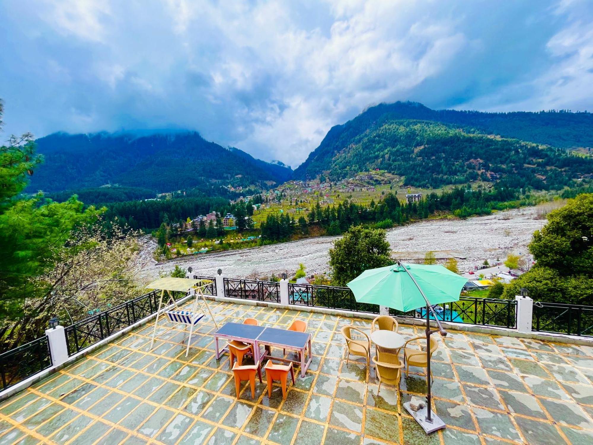 Hotel Hollywood Manali - Scenic River & Mountain View With Premium Rooms ภายนอก รูปภาพ